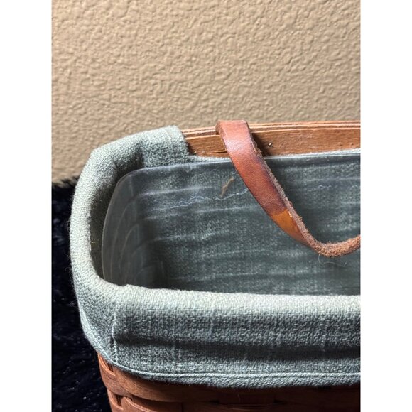 Longaberger Handwoven Basket With Fabric Liner & Plastic Insert Leather Handle - Picture 4 of 9